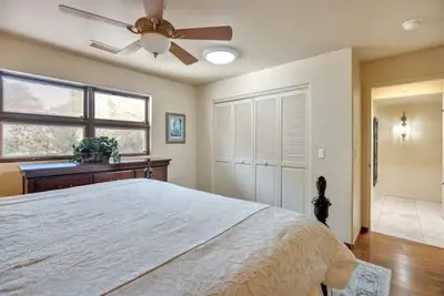 Image de Uptown Sedona Spanish Moroccan courtyard home