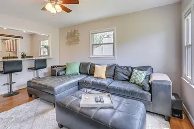 Image de Greensboro Vacation Rental: 2 Mi to Downtown!