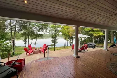 Image de Scenic River Cabin Retreat  Kayaks, Firepit, Hammock & Dog-Friendly Stay