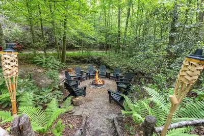 Image de Beech Timber- 30 Acre Secluded Glamping in Rrg!
