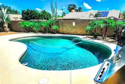 Image de Stylish Desert Ridge Area Home - Beautiful Pool & Game Room