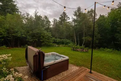 Image de Alpine Lodge- Beautiful New Home Minutes to Sunday River