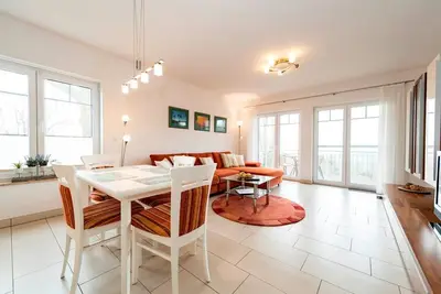 03 3-raum-fewo mit Meerblick u. Balkon - Appartementhaus mit Meerblick im Ostseebad Göhren