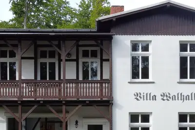 Image de Große Ferienwohnung Wa2 -100qm - im Erdgeschoss der Villa Walhall in einem parkähnlichen Garten
