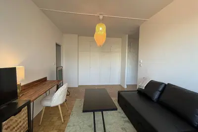 Image de 70m du métro M4 Barbara, 2p chic et calme - 4 personnes maximum