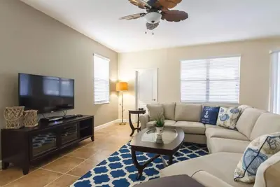 Image de Cozy 6 Bed Pool Villa with Game Room-1472rfd