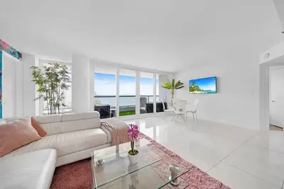 Image de Ideal Long Term | Remote Work Friendly | StayCozy