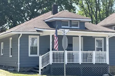 Image de Beautiful Home at 446 Frank & Fourth