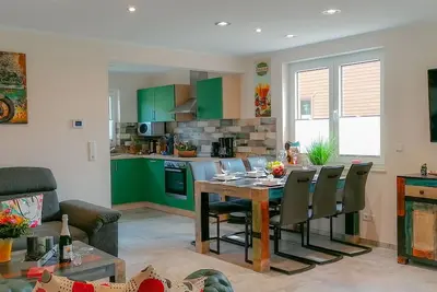 Image de Maison-Salle de bain privée séparée-Vue sur la campagne