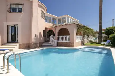 Image de Villa Brisa Almadraba. Private pool & garden. Just 3 minutes walk to the beach
