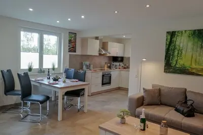 Image de Maison-Salle de bain privée séparée-Vue sur la campagne