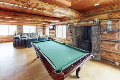 Image de Summit Peaks Lodge\nSleeps 14\nPet friendly\nIncredible Views, Close to ski resort