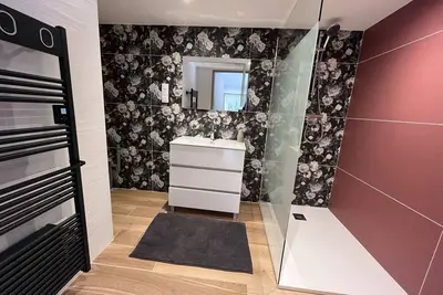 Image de Gîte dans une authentique ferme familiale rénovée par n soins