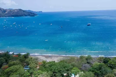 Image de Beachfront Villa – Just Steps from the Sand, Your Ocean Escape Awaits