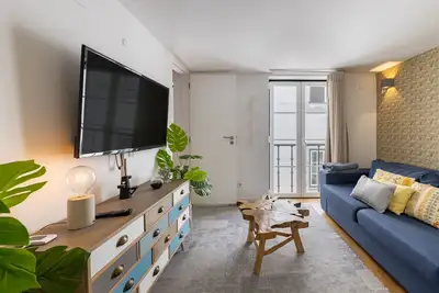 Duplex With River View - Brightful