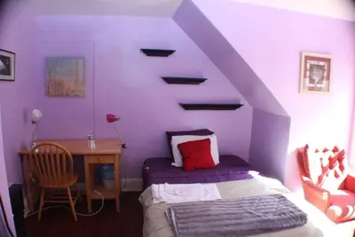 Image de Cozy Historic Home