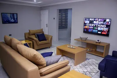 Image de Tastefully furnished home in quiet, secure and accessible community in Bodija A1