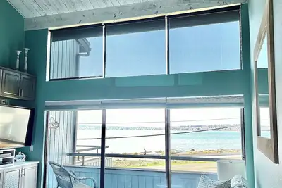 Image de Birch Bay Beach Condo-Beautiful views with 2 patios!