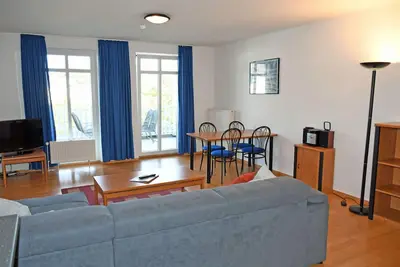 Image de 09 beautiful 2-room apartment with balcony - apartment house with balcony 300 m to