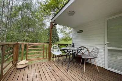 Image de Mobil-home Boho dans la forêt des contes de fées