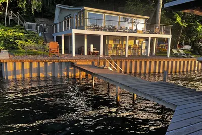 Image de Family/Dog Friendly cottage on Seneca Lake @ Long Point Beach with awesome views