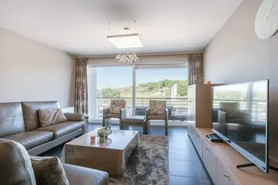 Image de Huswell - Bright seaside apartment with parking
