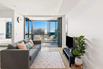 Image de Valley Centre, Rooftop Pool, 2bed2bath Apt +Carpark