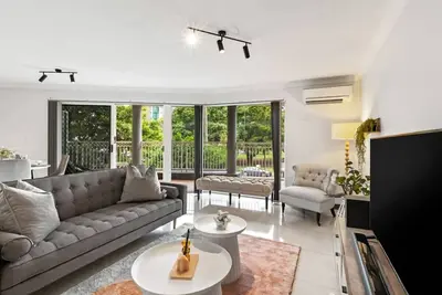 Image de Russells Place Central 2 bedroom apt w Carpark