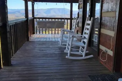 Image de Bluff Mountain Bliss! , Firepit, Wap & Coffee Bar!