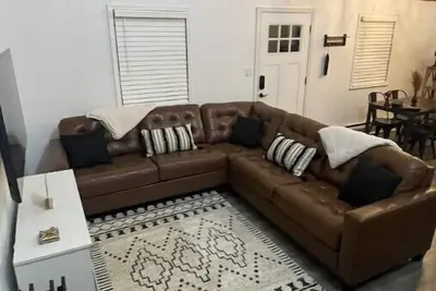 Image de New! Cozy 3 bedroom Chalet w/ Hot Tub