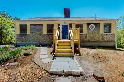 Tall Pines | House in Wellfleet