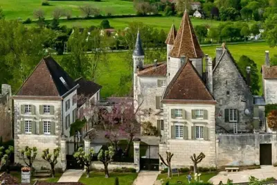 Image de La Maison du Sénéchal, Château des Sénéchaux, proche à Brantôme, idéal famille