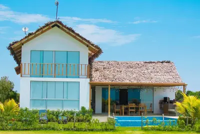 Image de Hop Arena frente al mar Chincha