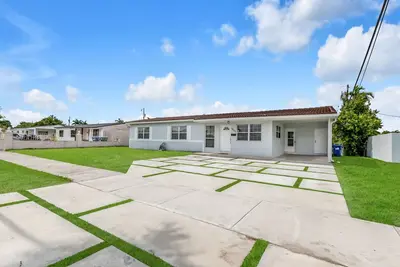 Image de House is 15 min from anywhere. Miami Children Hospital, 8 miles Mia