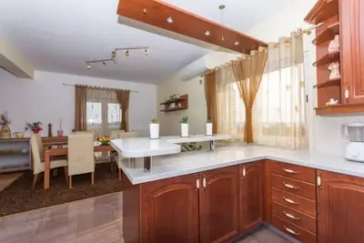 Image de Apartment with a breathtaking view + pool & barbecue space