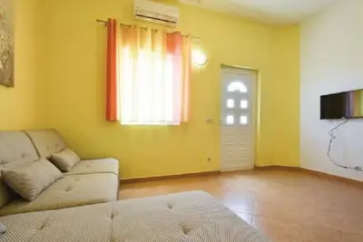 Image de Vacation Home, Pool, 23 people, Seget Donji