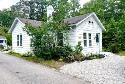 Image de 3br 1. 5 Bath Beach Cottage near Kpt/Beaches