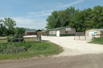 Image de Comfy Country Cabin + Event Space w/ Fire Pit & Lake Access