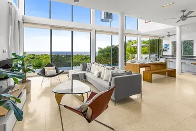 Image de Stunning contemporary villa with incredible views over the Barbados West Coast