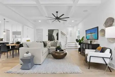 Image de Lavish & Spacious Home in Walkable Hyde Park