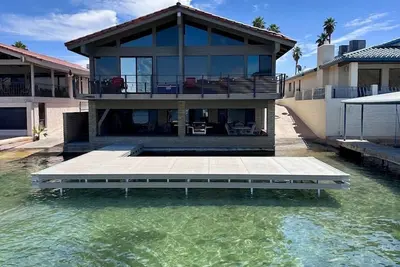 Image de Moovalya Keys | Spacious Riverfront Retreat • Private Dock