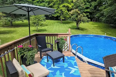 Image de Spacious Eugenia Getaway w/ Pool & Walk to Lake!