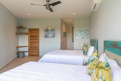 Image de Oceanview Suite - Handicap Accessible w 2 beds Elevator Ac