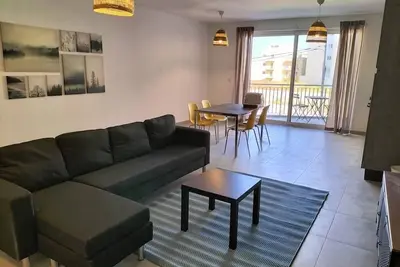 Image de Spacious Modern apartment - sleeps 6