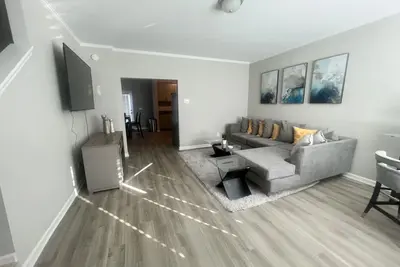 Image de Brand New Home Mins from Atl airport