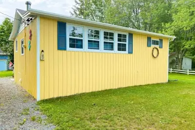 Image de Cottage at Evangeline Beach & near Local Wineries