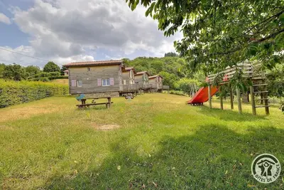 Image de Charmille - Deux-Grosnes