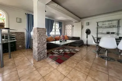Image de Large Panoramic Villa Retreat