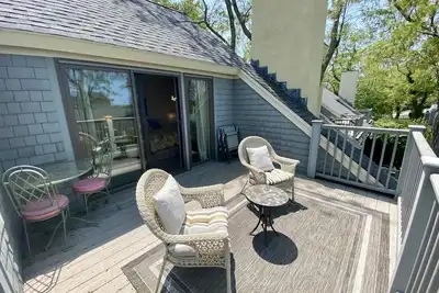 Image de Sea Pines in Brewster with a water view, a private association Beach, community pool, tennis!