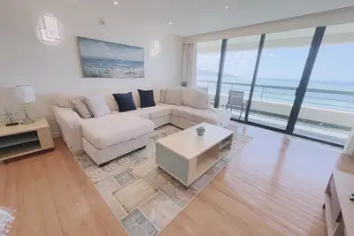 Image de Ocean front corner unit with amazing view